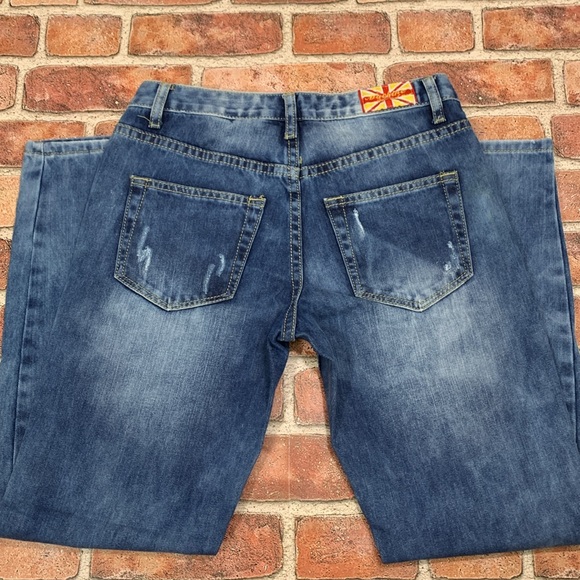 Machine patched woman’s jeans. Size 26 - Picture 3 of 12